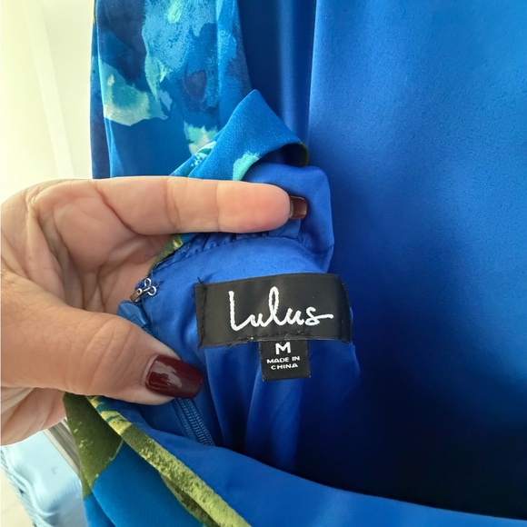 Lulu's Blue Floral Dress - Picture 3 of 4